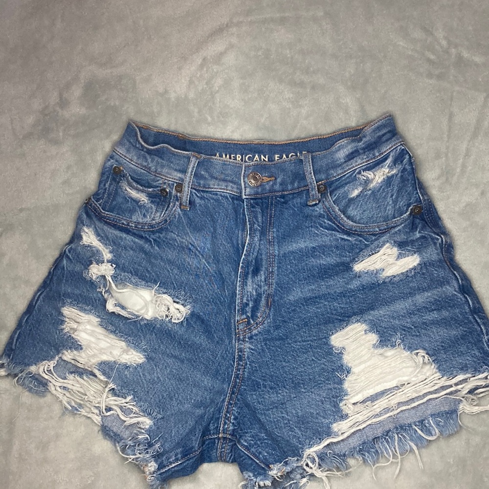 Blue wash jean shorts